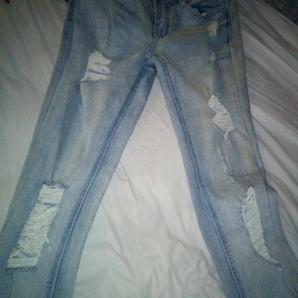 Jeans - Picture 2 of 3